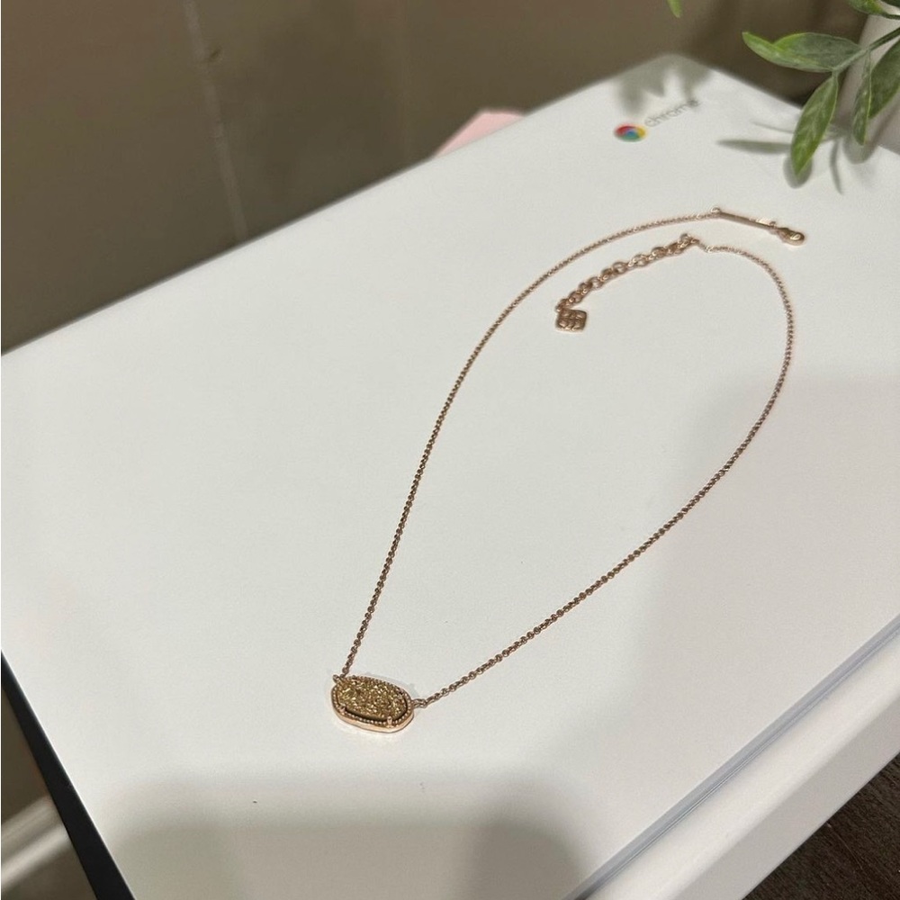 Kendra Scott Sparkly Gold Elisa Pendant Necklace